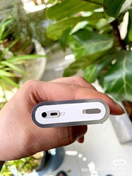 BA640FDB-DDD3-45C5-858C-276B4CE565E8_1_105_c